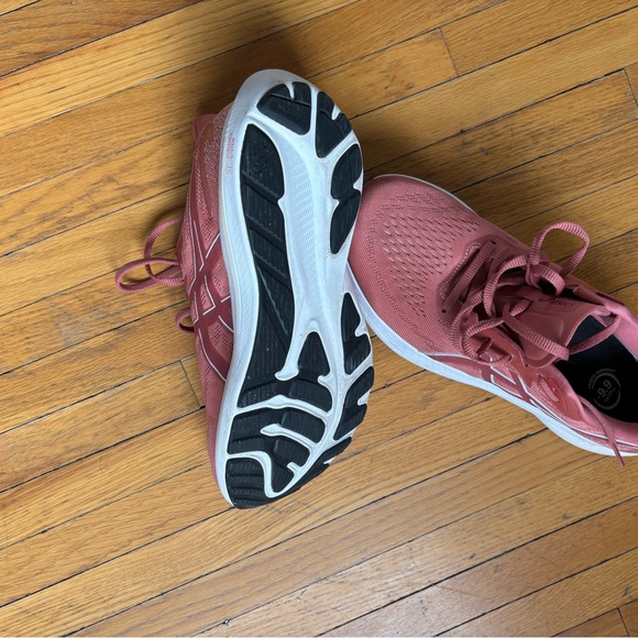 ASICS WOMEN’S GT-2000 12 WORN 2X - Picture 4 of 10